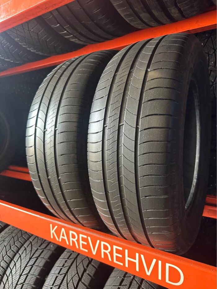 Michelin EnergySaver 215/60R16 95V - Image 1