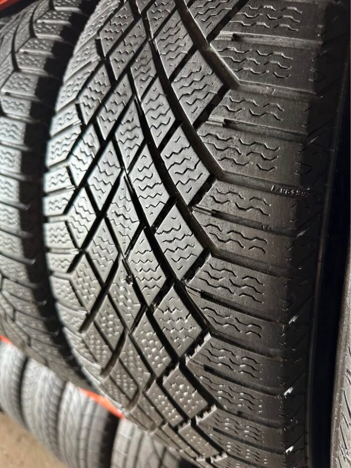 Continental VikingContact 7 225/50R18 99T - Image 3
