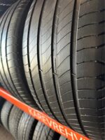 Michelin Primacy 4 255/40R19 100W - Image 3