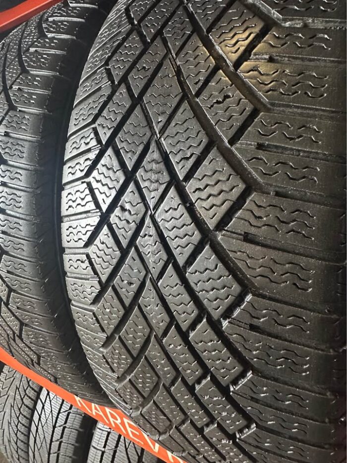 Continental VikingContact 7 225/55R17 101T - Image 3