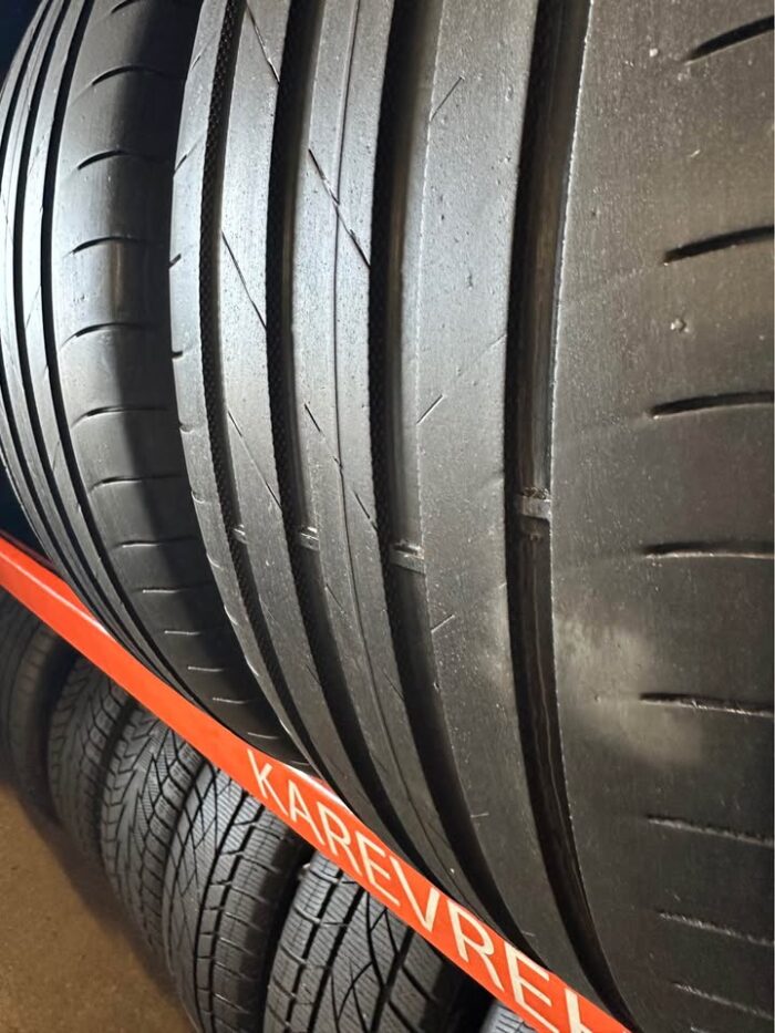 Nokian HakkaBlack 3 225/55R17 101Y - Image 3