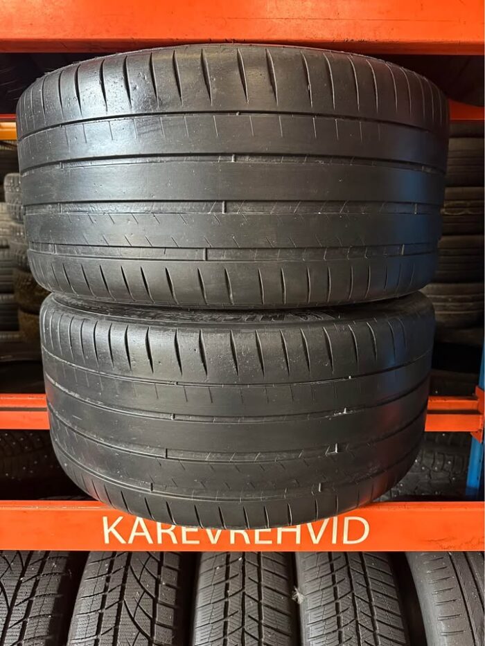 Michelin PilotSport 4S 325/35R22 114Y - Image 1