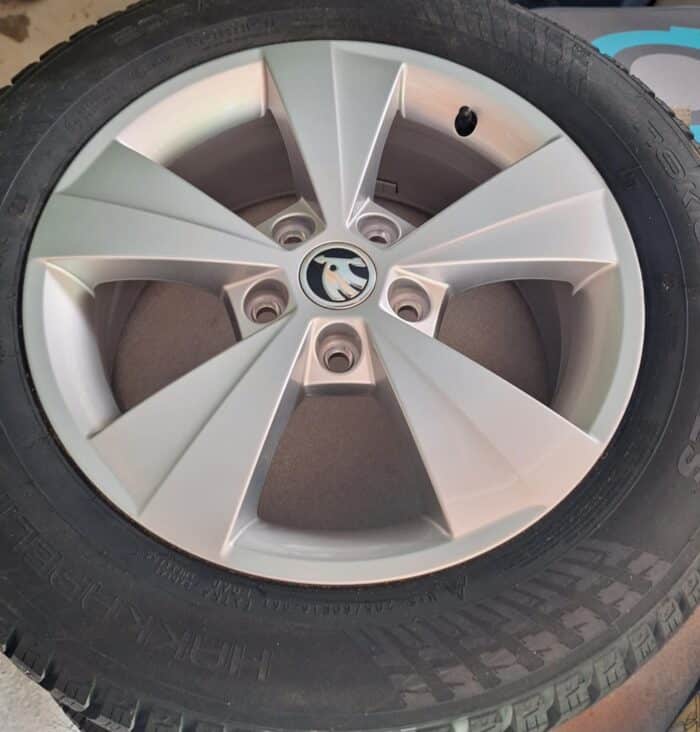 Skoda 16" 5x112 + Nokian Hakkapeliitta 10 205/60R16 96T - Image 1