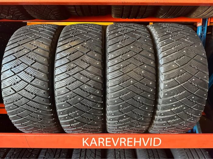 Goodyear UltraGrip IceArctic 235/55R18 104T - Image 2