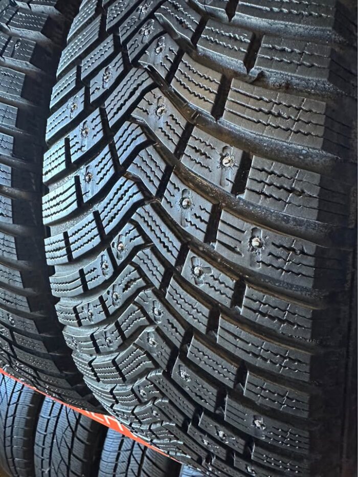 Continental IceContact 3 235/55R18 104T - Image 3