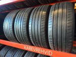 Michelin PilotSport 4 245/45R19 102Y
