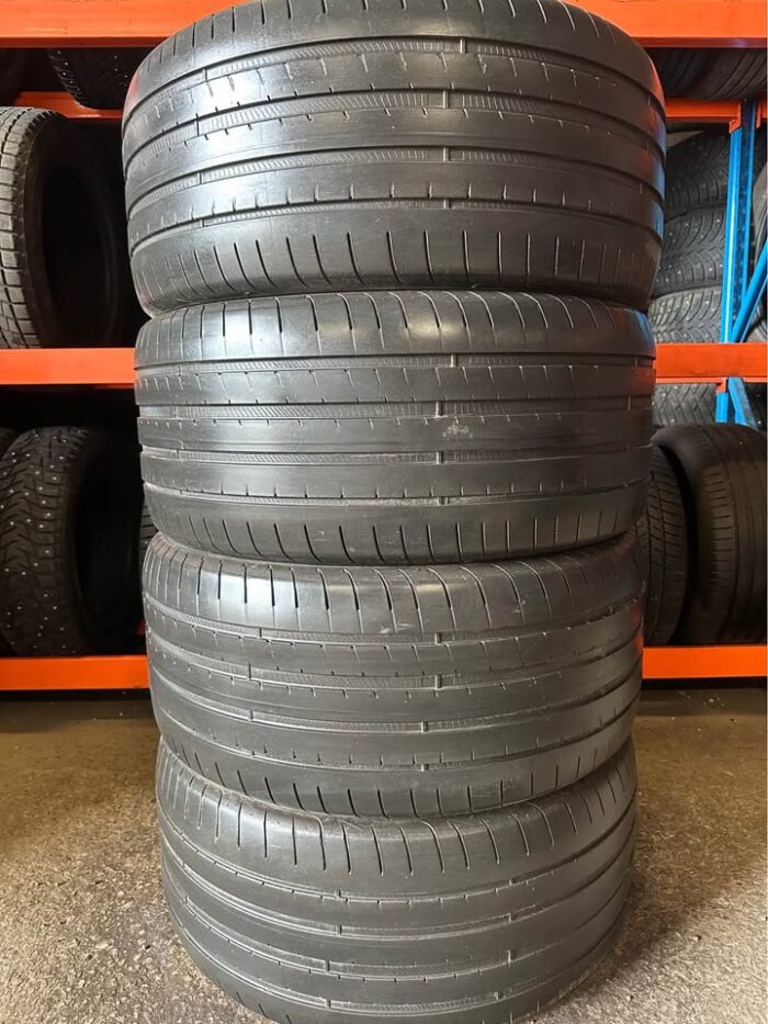 Goodyear Eagle F1 295/40R21 111Y - Image 1