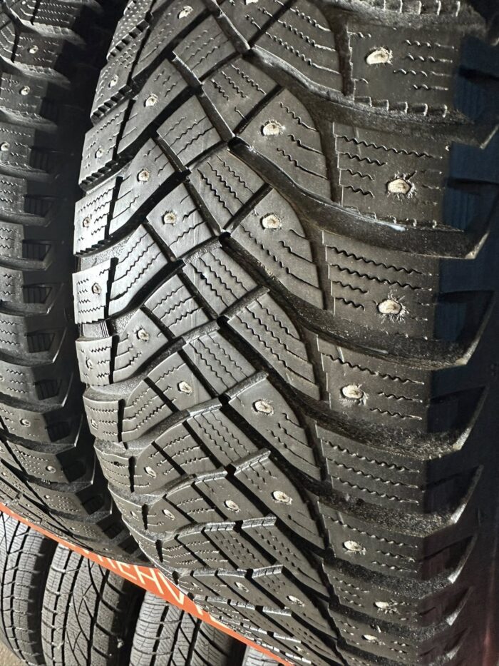 Goodyear UltraGrip Arctic 2 225/60R17 103T - Image 3