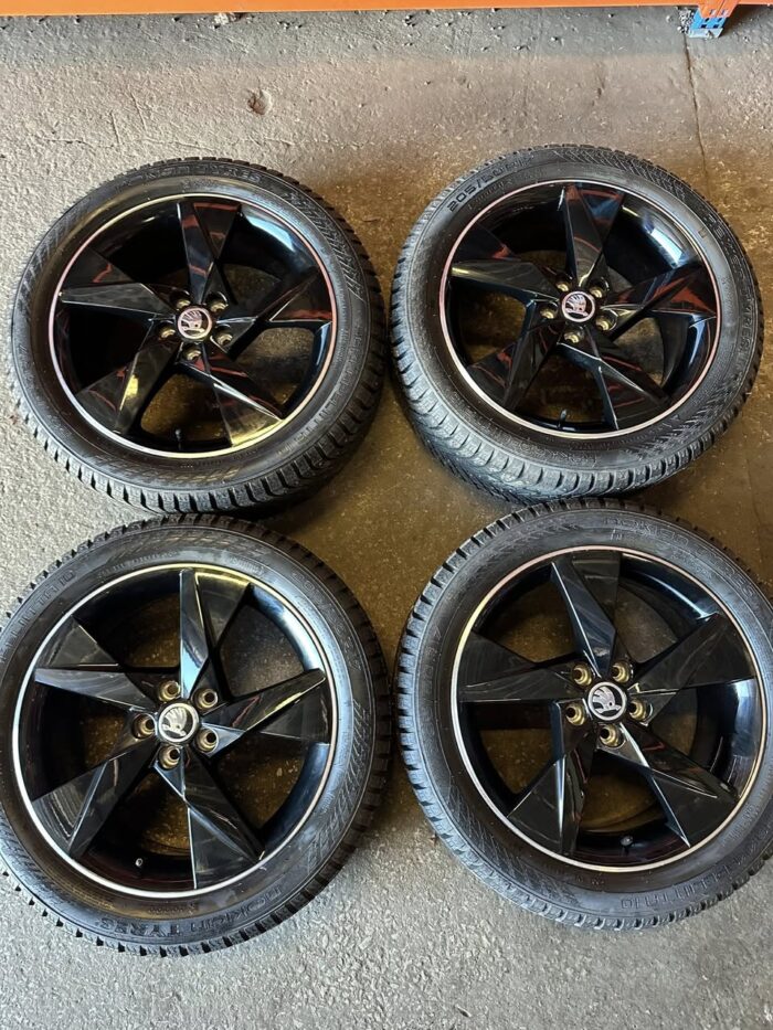 Skoda valuvelg 17" 5x100 + Nokian Hakkapeliitta 10 205/50R17 93T - Image 1