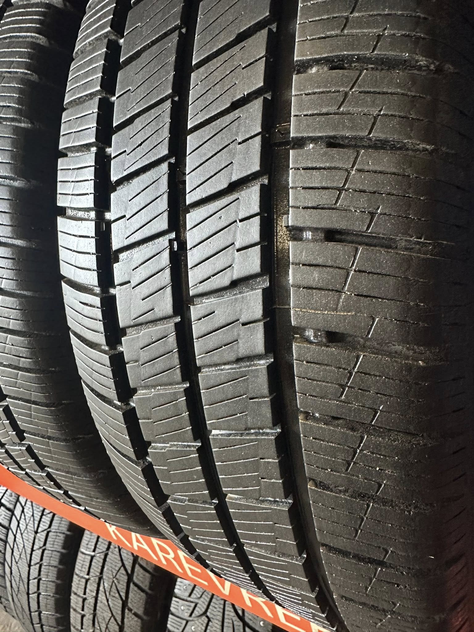 5 Hankook Vantra ST AS2 215/65R16C 109/107T - Image 3