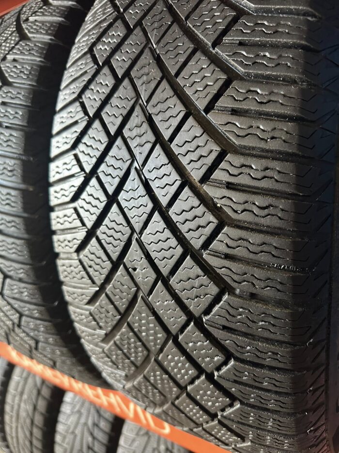 Continental VikingContact 7 235/55R17 103T - Image 3