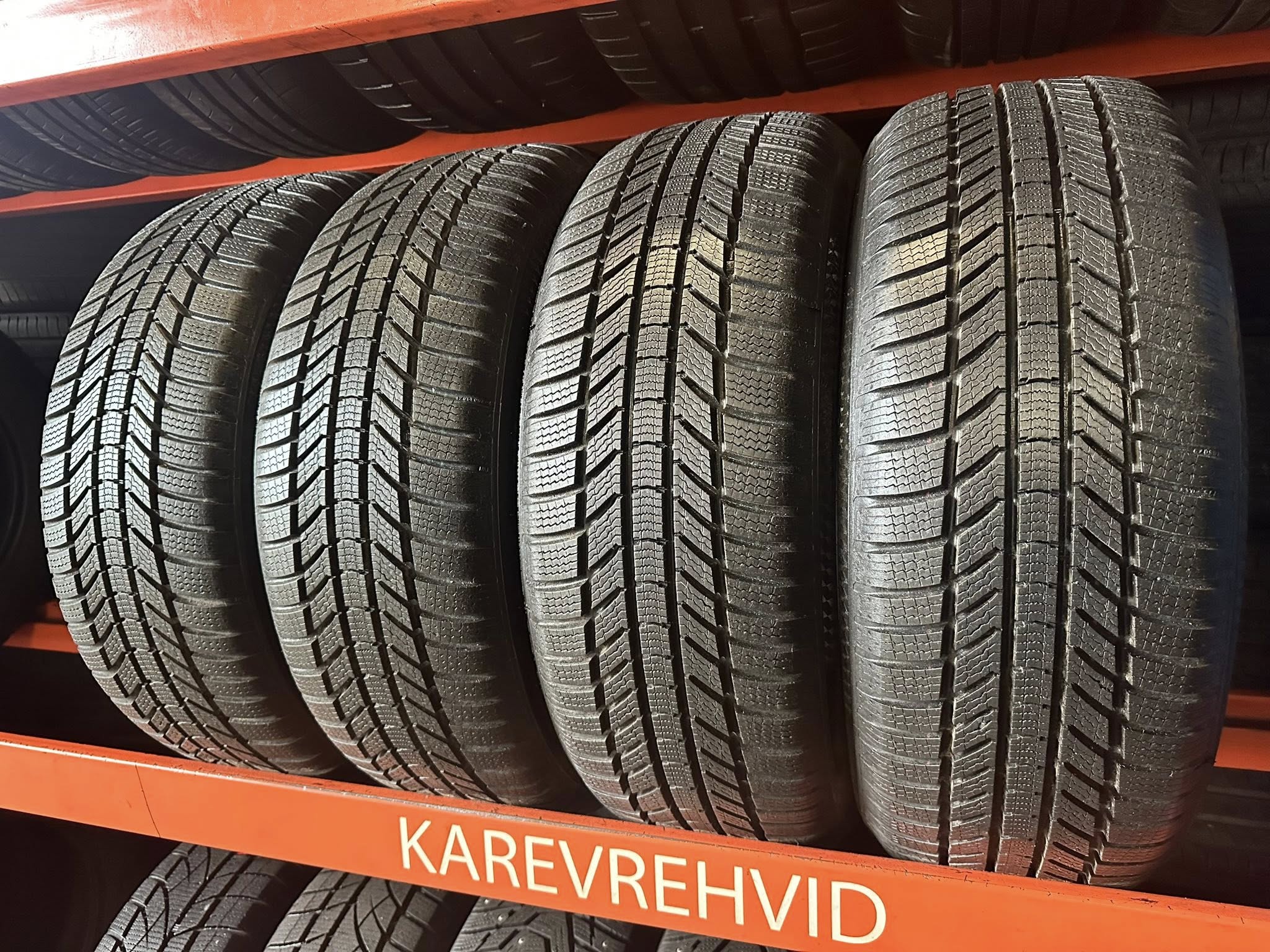 1 Continental WinterContact TS870P 225/55R18 102V - Image 1