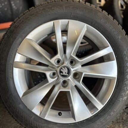 Uus Skoda orig velg 17” + Nokian naastud