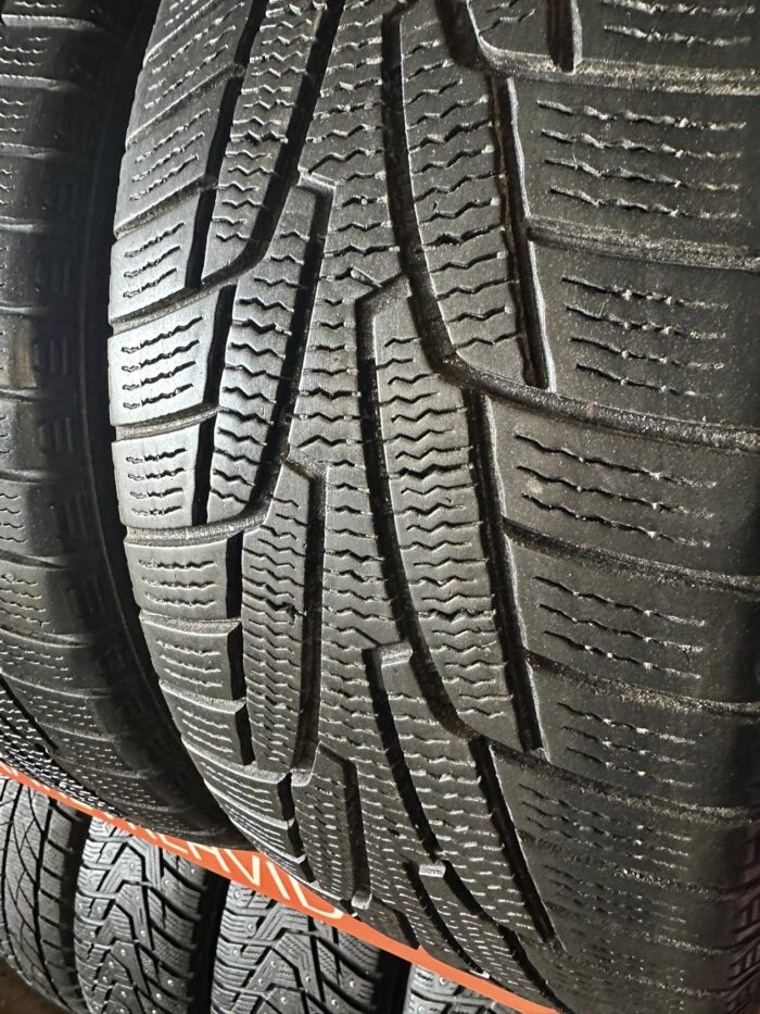 Kumho I Zen KW31 225/55R17 101R - Image 3