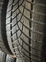 Goodyear UltraGrip Performance 195/55R20 95H - Image 3