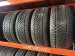 Goodyear UltraGrip Performance 255/45R19 104V
