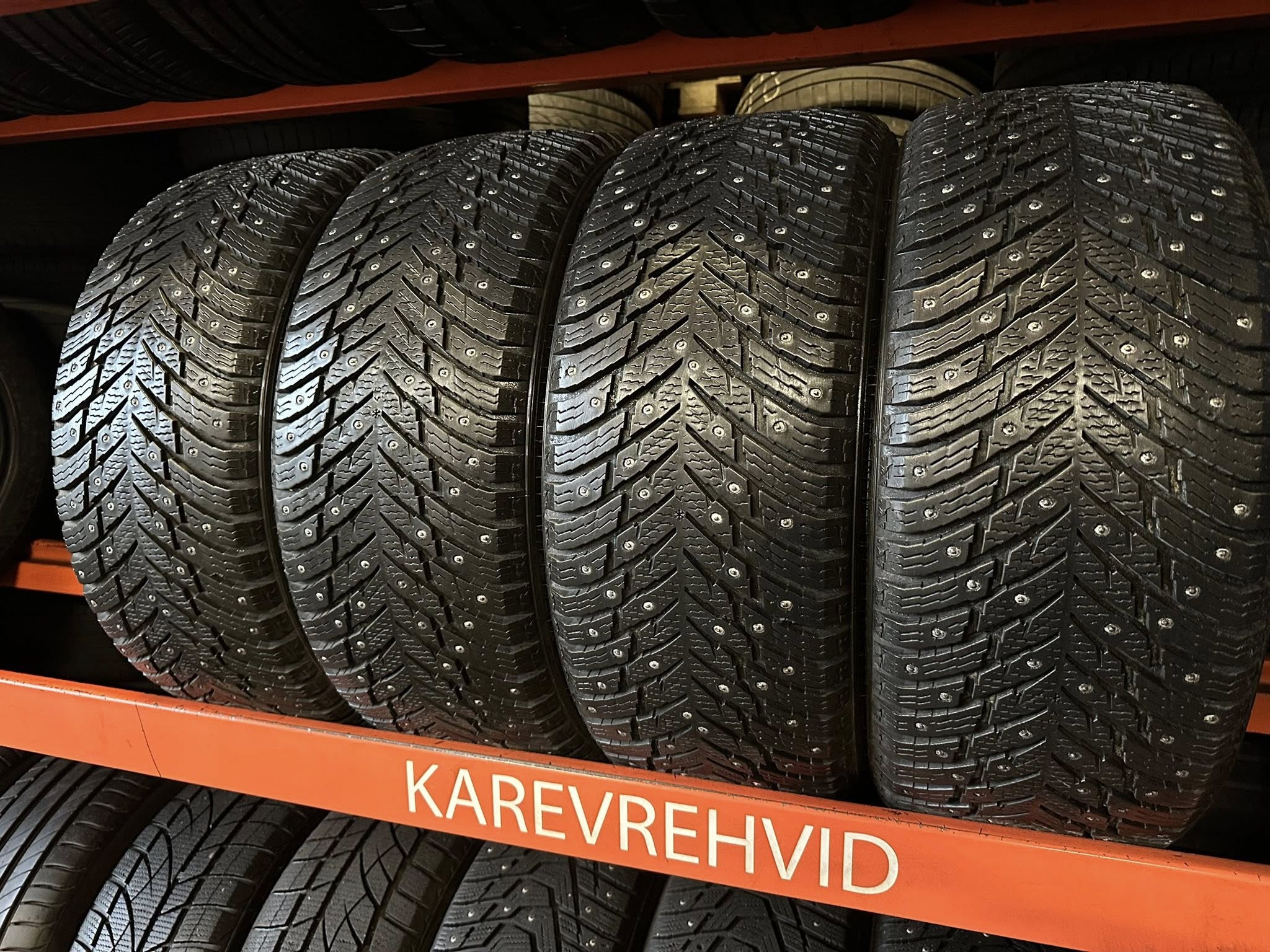10 Nokian Hakkapeliitta 10 225/45R18 95T - Image 1