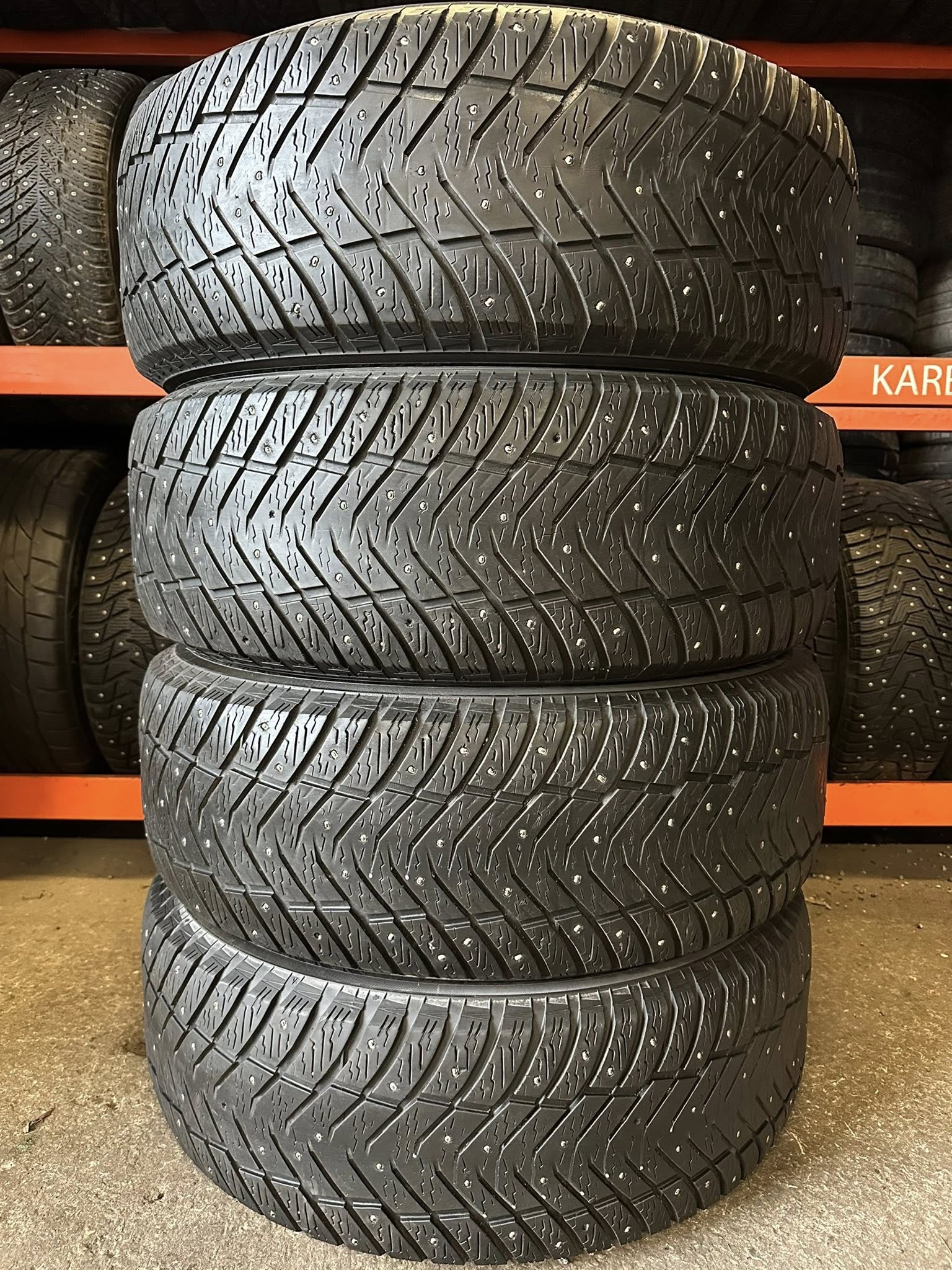 4 Yokohama IG65 265/65R17 116T - Image 1