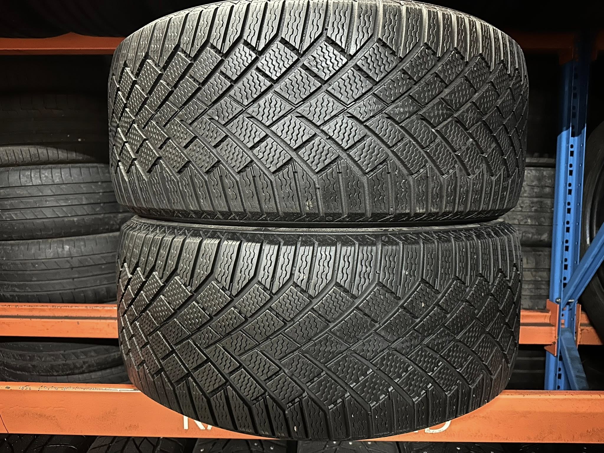 60 Continental VikingContact 7 275/45R20 110T - Image 1