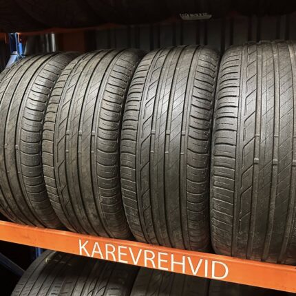 Bridgestone Turanza T001 215/55R17 94V