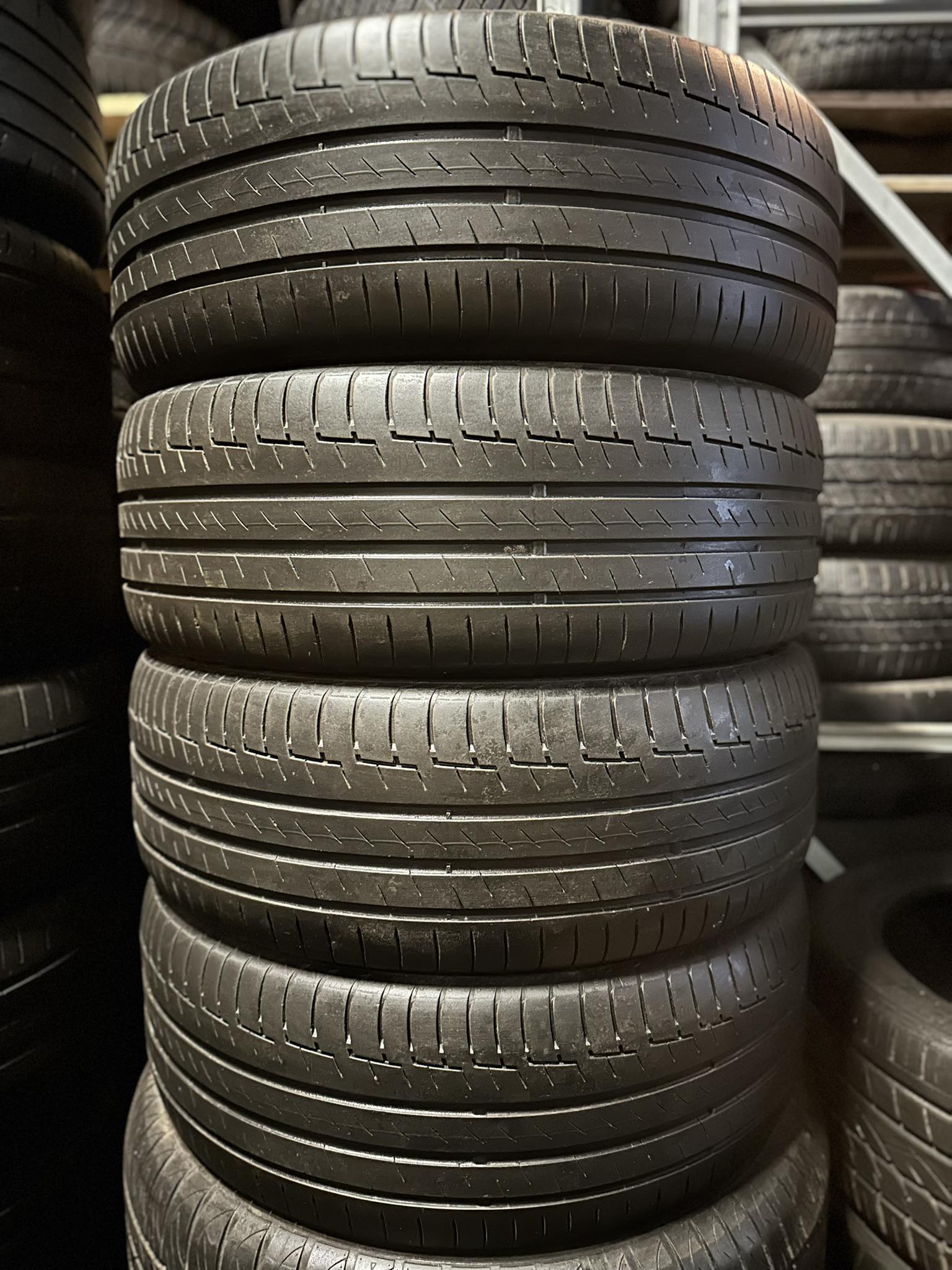 4 Continental PremiumContact 6 235/55R19 105V - Image 1