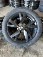 Uus Skoda orig. 17” + naast 205/55R17