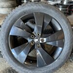 Uus Skoda orig. 19” + Naast 235/55R19