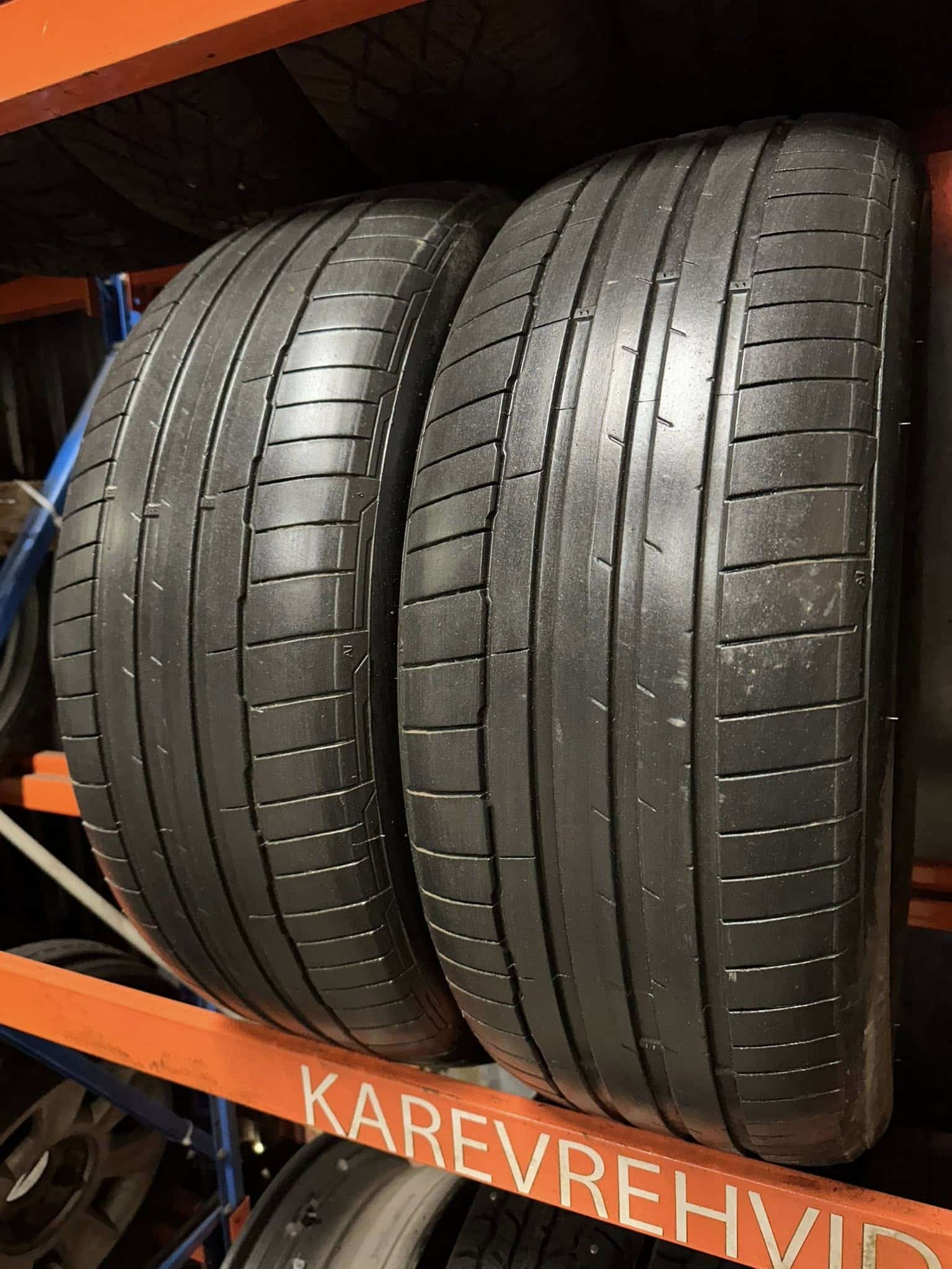 19 Hankook Ventus S1 Evo 3 EV 235/55R19 101T - Image 1