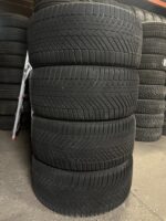 Pirelli Winter 2 Scorpion 295/35R23 108W