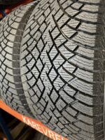 Nokian Hakkapeliitta R5 245/40R19 98T - Image 3
