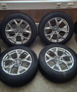 Bmw X3 orig velg + Continental naast