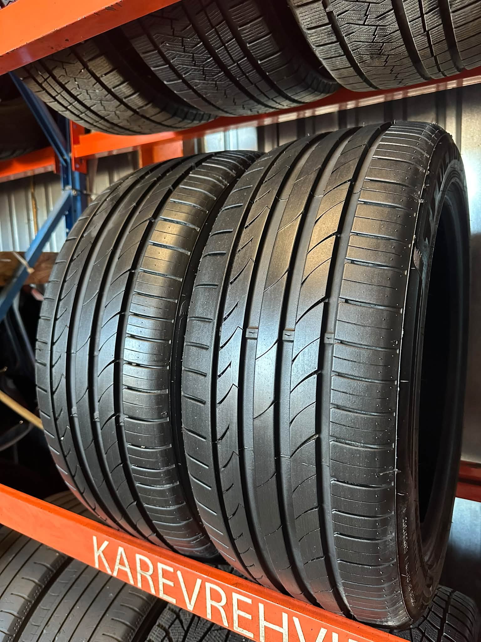 12 Tracmax X-Privilo TX3 235/45R18 98W - Pilt 1