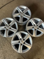 Toyota Corolla, оригинальные 16-дюймовые диски 5x114,3. — изображение 3