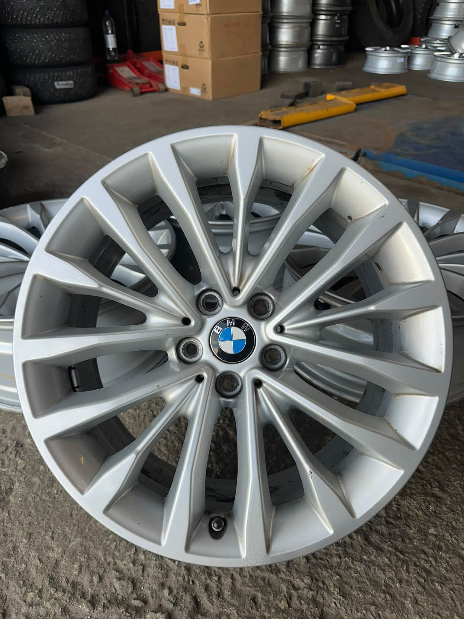 5 BMW Genuine 18” 5x112 - Image 1