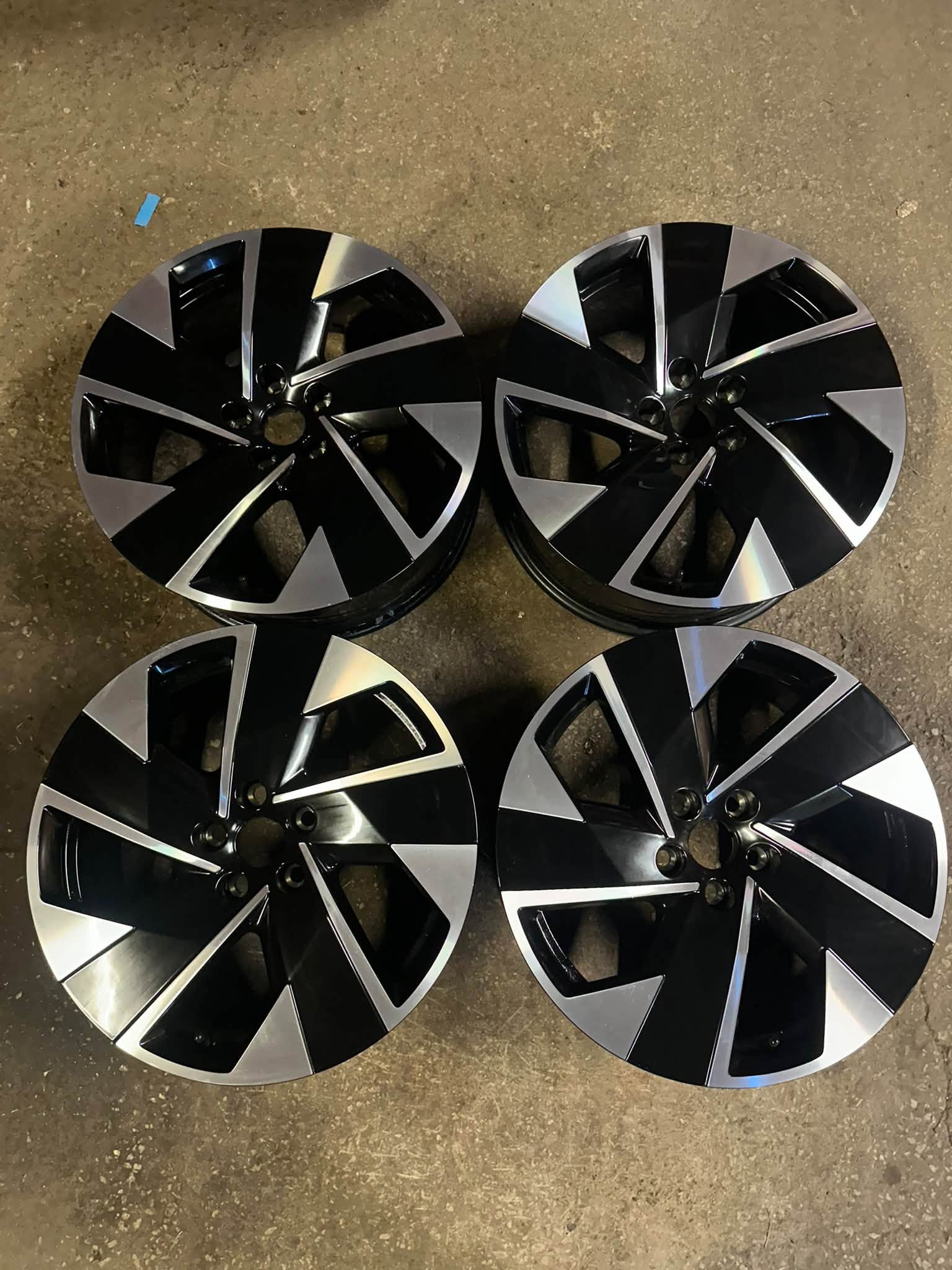 6 New Opel OEM 19-inch 5x114.3 - Image 1