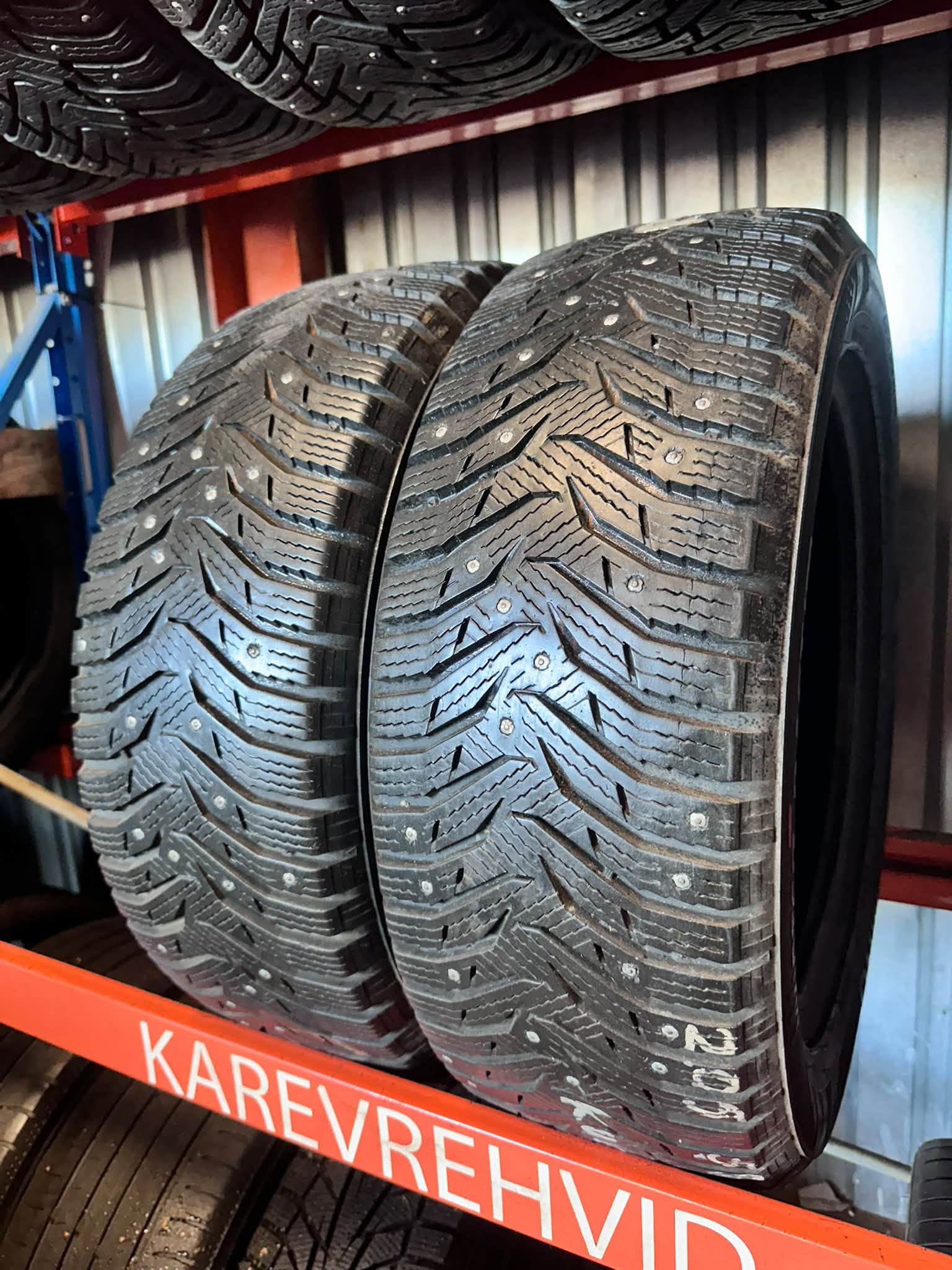 1 Kumho WinterCraft 205/55R16 94T - Pilt 1
