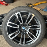 Bmw orig G60 ja G61 19” ja Nokian lamell.