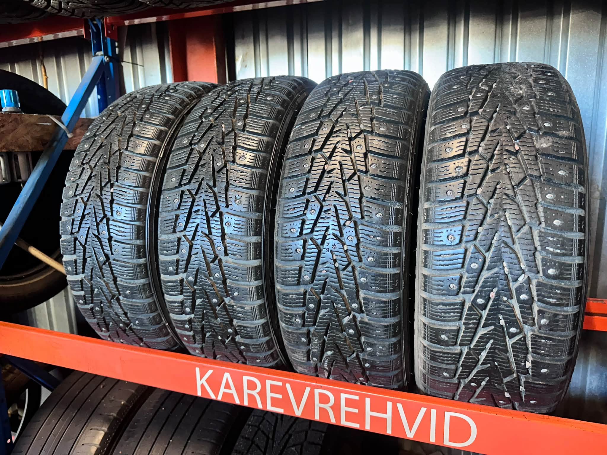 19 Nokian Hakkapeliitta 7 185/60R15 88T - Pilt 1