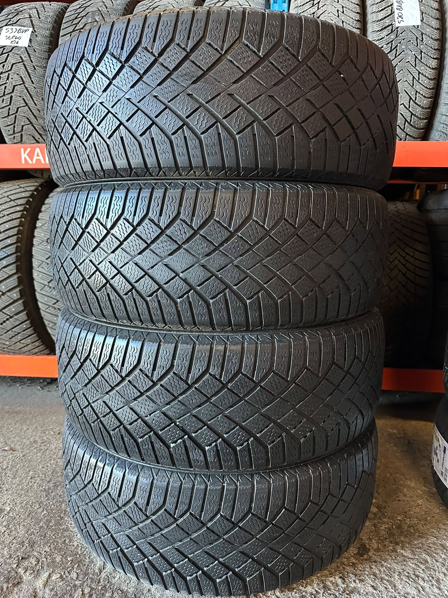 4 Continental VikingContact 7 235/55R19 105T - Pilt 1